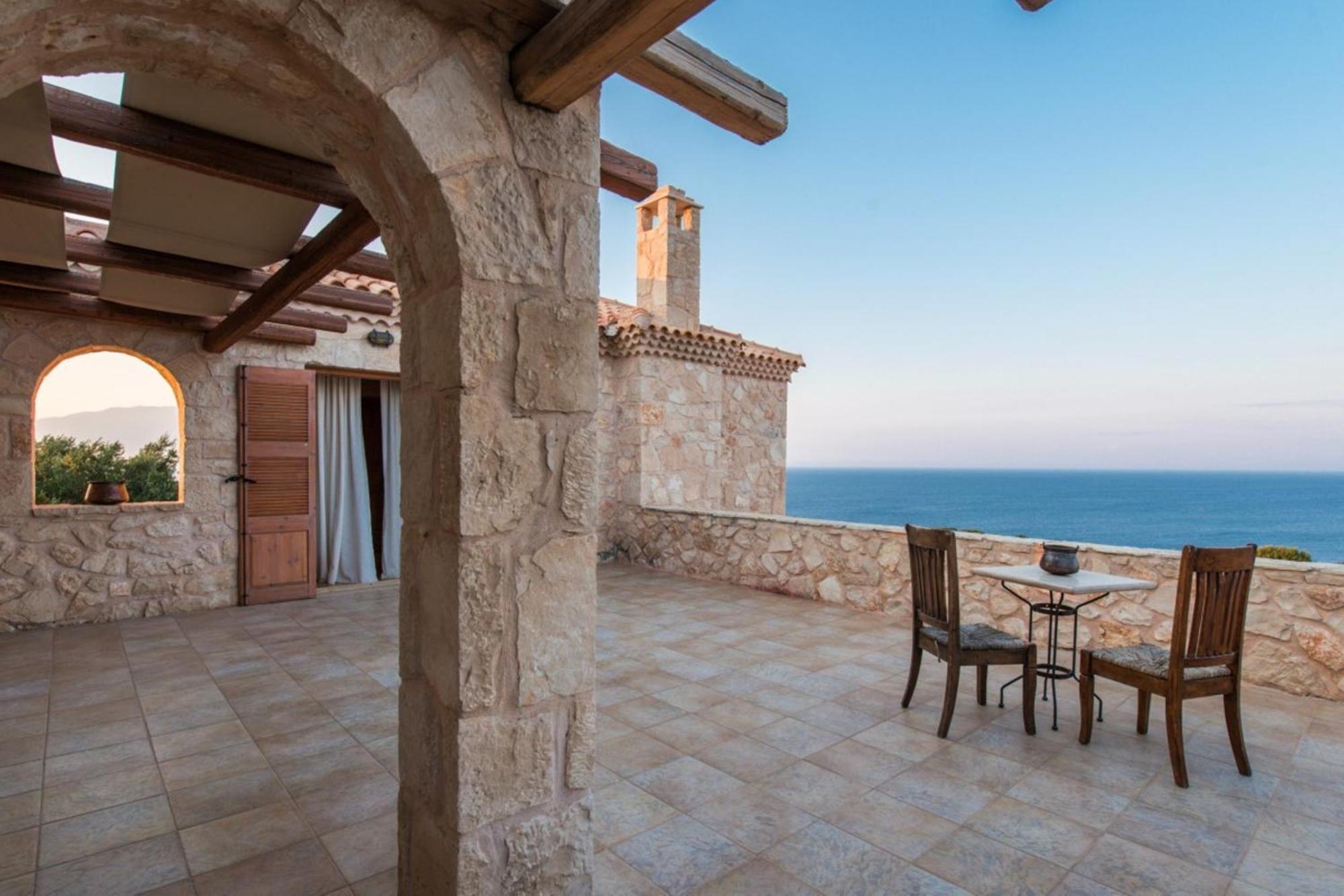 Villa Astarte - Diva Affluence With Private Pool Koríthion
